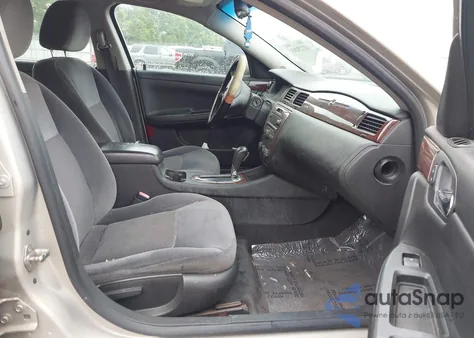 2011 Chevrolet Impala Ls z USA, uszkodzony, nr VIN 2G1WF5EK7B1252022